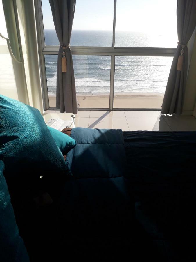 Into The Blue On The Beach 다반 외부 사진